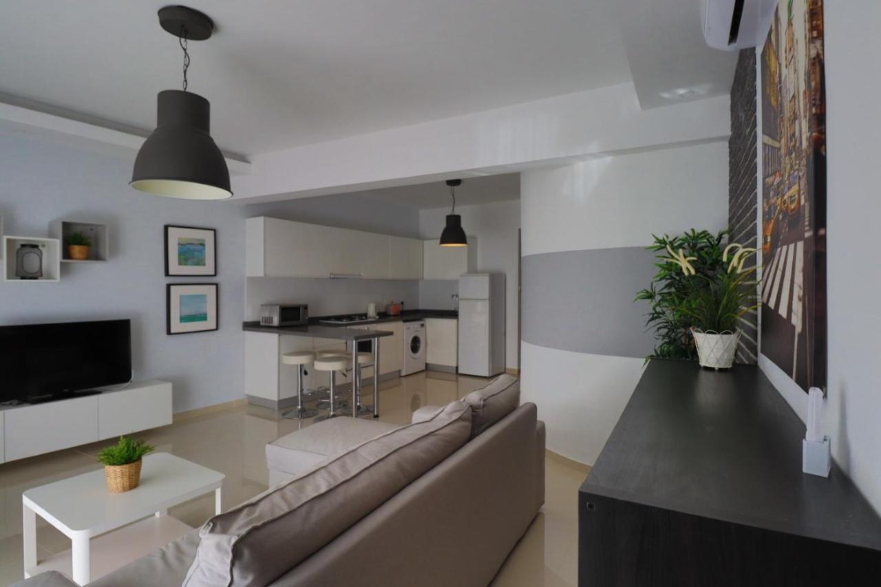 Caesar Beach Villas And Apartments Gastria Exterior foto