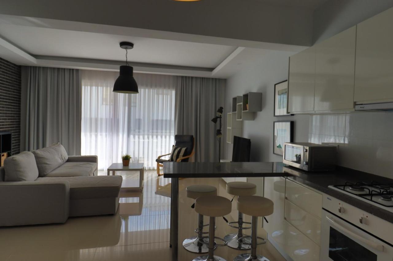 Caesar Beach Villas And Apartments Gastria Exterior foto