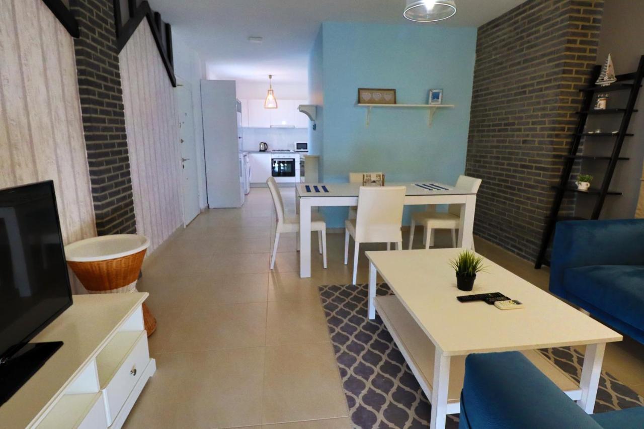 Caesar Beach Villas And Apartments Gastria Exterior foto