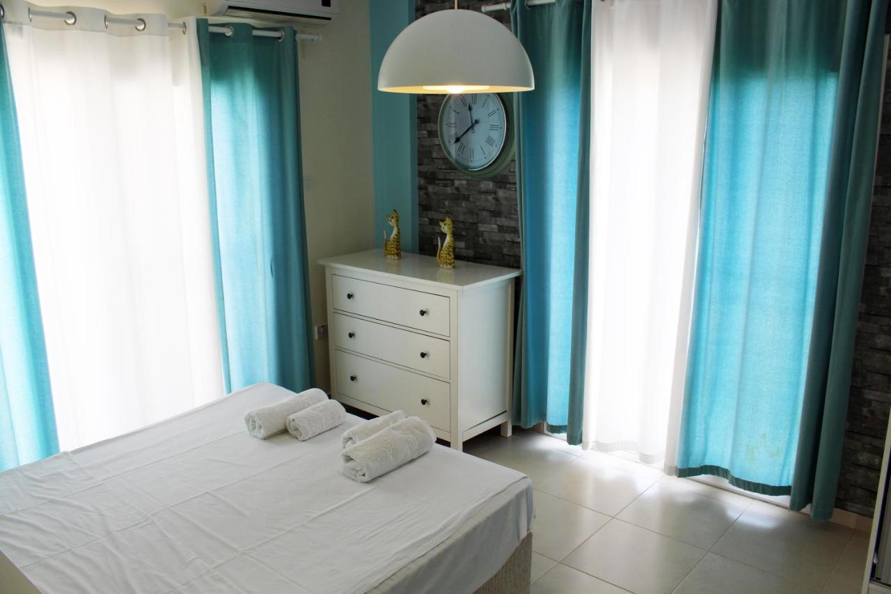 Caesar Beach Villas And Apartments Gastria Exterior foto