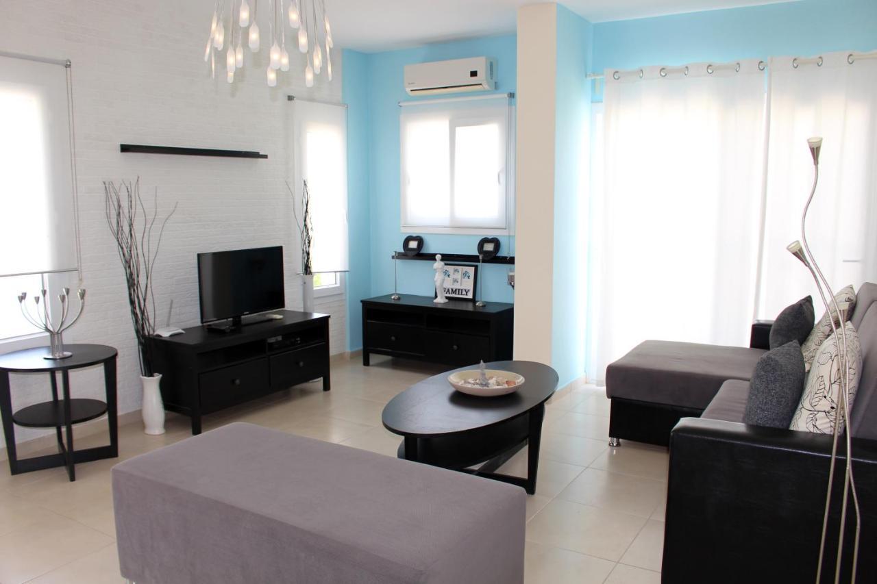 Caesar Beach Villas And Apartments Gastria Exterior foto