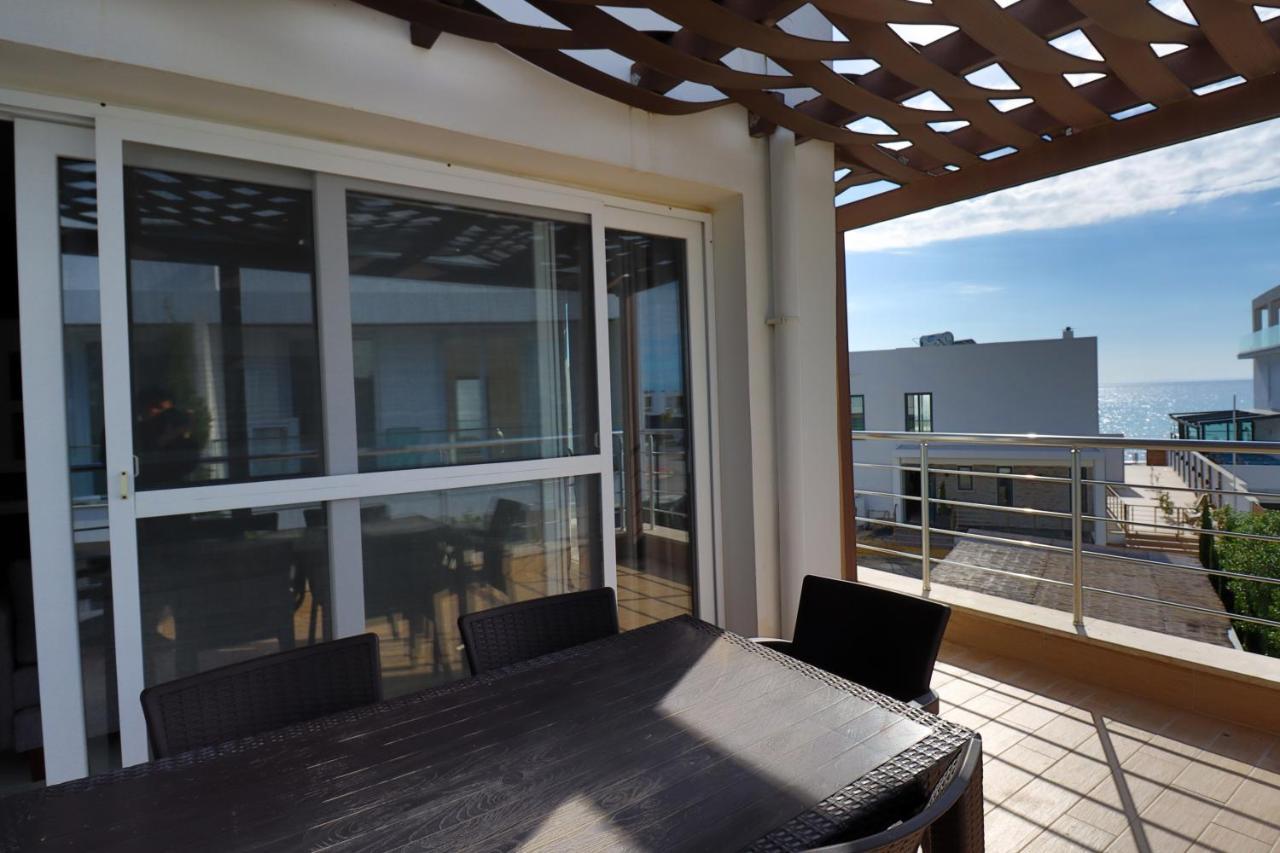 Caesar Beach Villas And Apartments Gastria Exterior foto