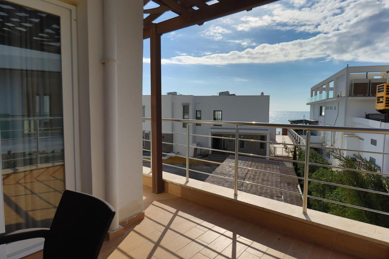 Caesar Beach Villas And Apartments Gastria Exterior foto