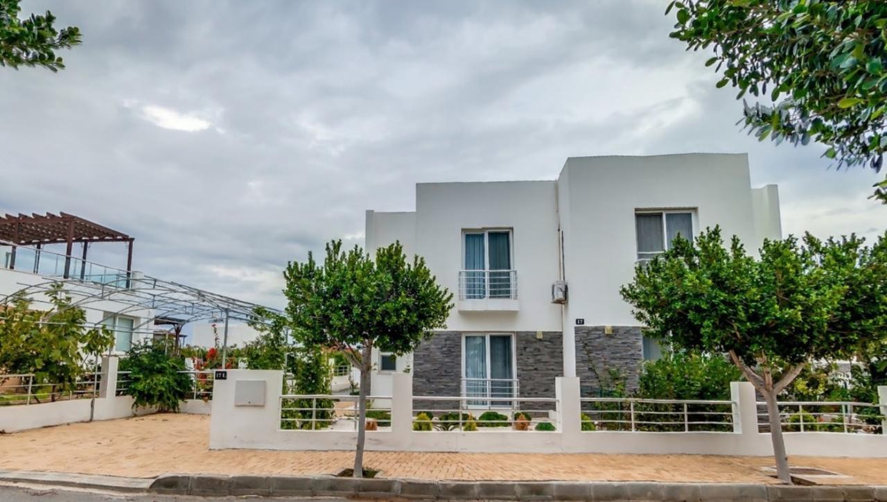 Caesar Beach Villas And Apartments Gastria Exterior foto